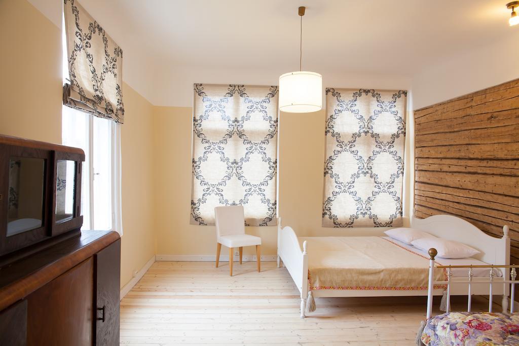 Apartment Aia Guest *